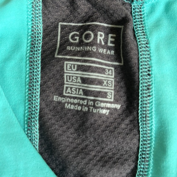 Running Top - Picture 3 of 5